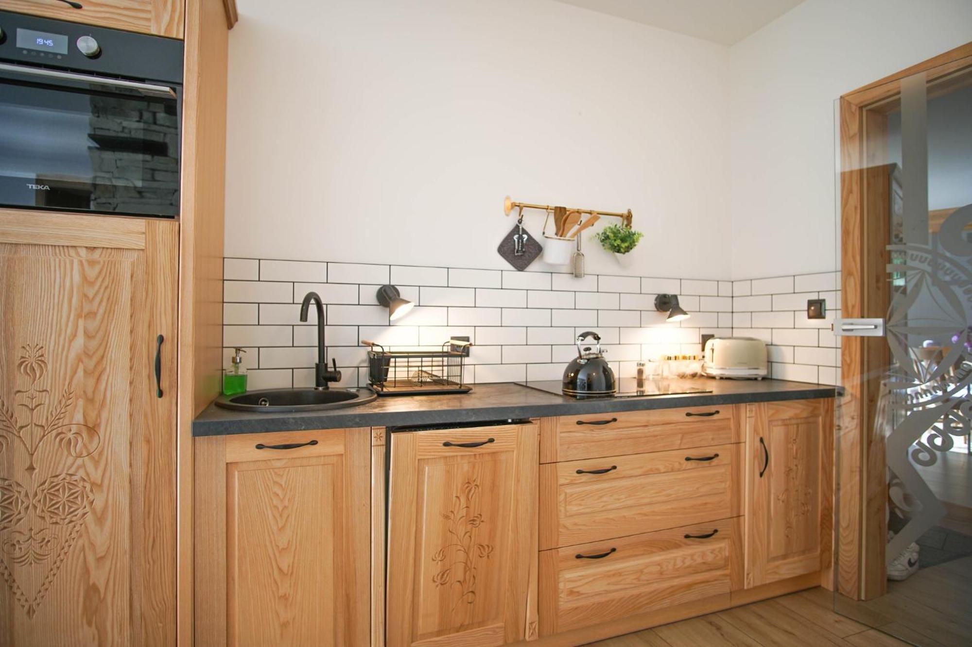 בית הארחה בוקוווינה טטז'אנסקה 	Babcia Goralka House מראה חיצוני תמונה